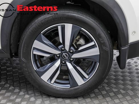 Used 2023 Nissan Rogue SL w/ SL Premium Package image 41