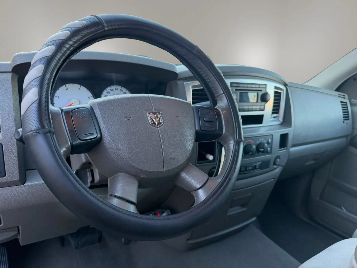 Used 2009 Dodge Ram 2500 Truck SLT w/ Popular Equipment Group RWD image 11