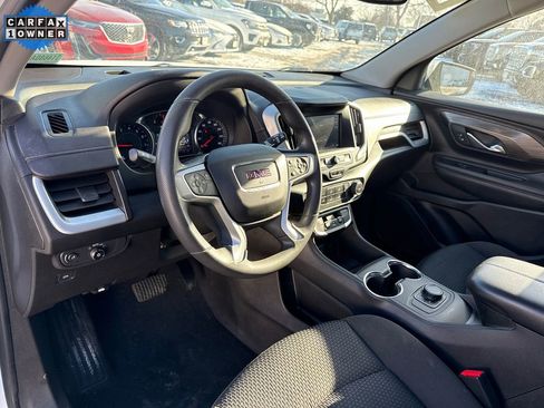 Used 2023 GMC Terrain SLE image 16