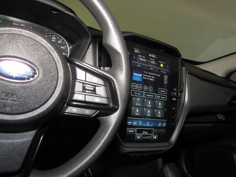 Used 2024 Subaru Crosstrek 2.0i Premium w/ Crosstrek Mirror Package AWD/4WD image 6