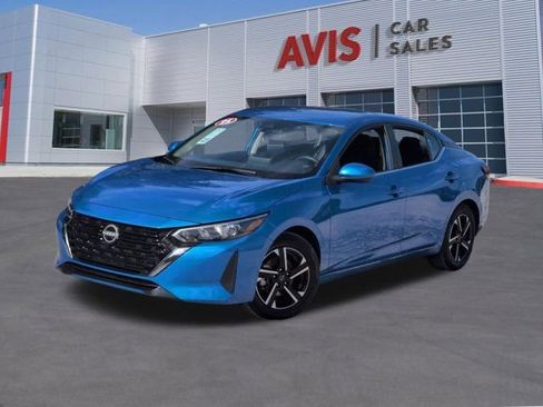 Used 2025 Nissan Sentra SV FWD image 1