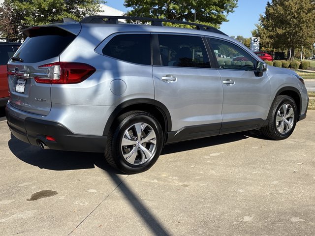 Used 2024 Subaru Ascent Premium w/ Convenience Package AWD/4WD image 3