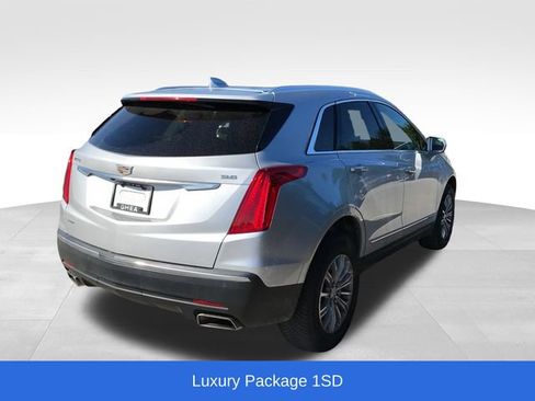 Used 2019 Cadillac XT5 Luxury AWD/4WD image 2
