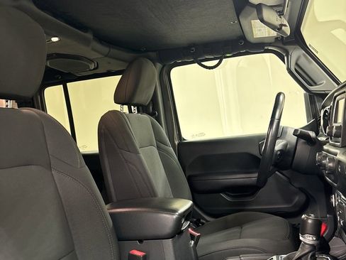 Used 2020 Jeep Wrangler Unlimited Sport S image 27