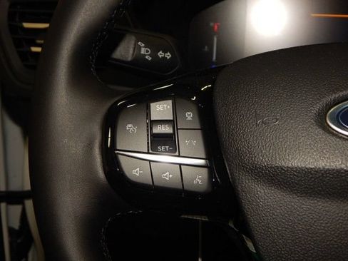 New 2025 Ford Escape SE FWD image 26