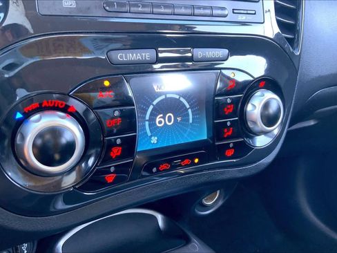 Used 2012 Nissan Juke SL image 34