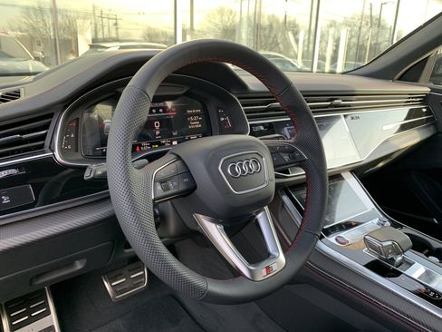 New 2026 Audi SQ8 Prestige image 4