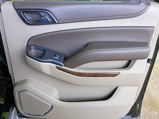Used 2015 Chevrolet Suburban LT RWD image 51