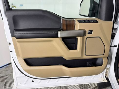 Used 2015 Ford F150 Lariat w/ Equipment Group 502A Luxury image 11