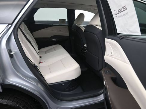 New 2026 Lexus RX 450h AWD w/ Convenience Package image 11