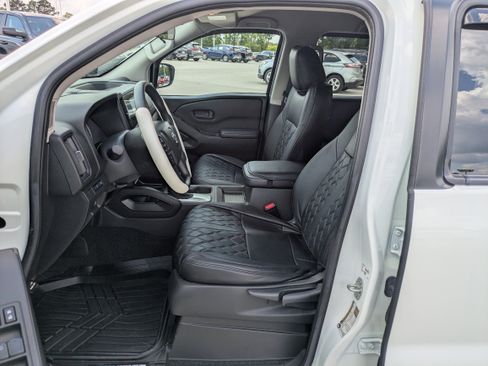 Used 2025 Nissan Frontier S w/ S Utility Package RWD image 11