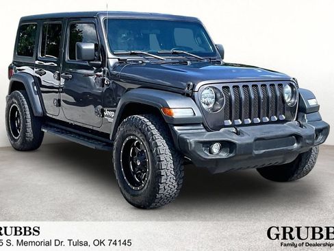Used 2018 Jeep Wrangler Unlimited Sport S AWD/4WD image 1