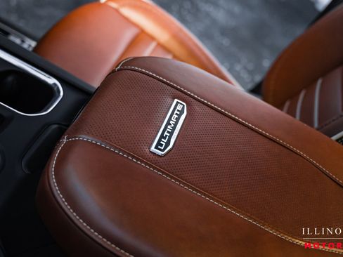 Used 2025 GMC Sierra 3500 Denali Ultimate image 28