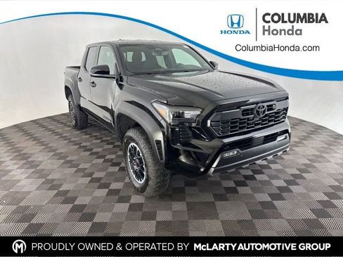 Used 2024 Toyota Tacoma TRD Off-Road w/ TRD Off Road Upgrade Package AWD/4WD image 1