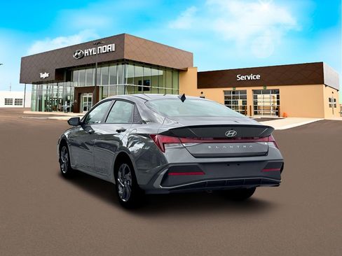 New 2026 Hyundai Elantra Sport FWD image 5