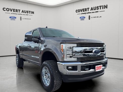 Used 2019 Ford F250 King Ranch w/ King Ranch Ultimate Package AWD/4WD image 7