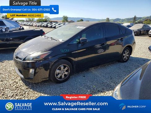 Used 2011 Toyota Prius Three image 1