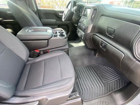 Used 2024 Chevrolet Silverado 1500 W/T w/ WT Safety Package AWD/4WD image 15