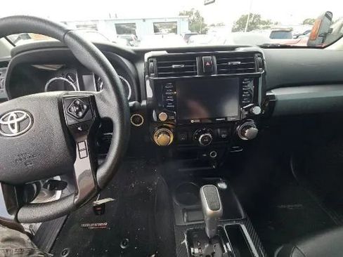 Used 2022 Toyota 4Runner TRD Off-Road Premium image 8