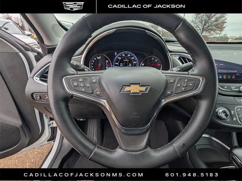 Used 2024 Chevrolet Malibu LT image 10