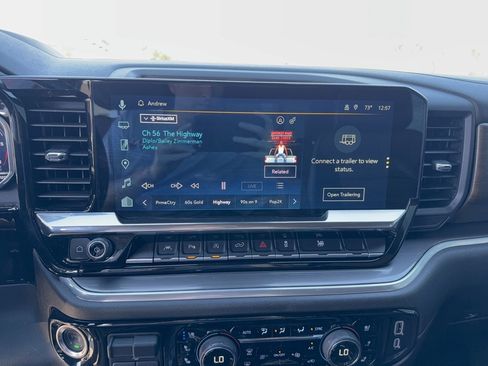 Used 2025 Chevrolet Silverado 1500 High Country image 18