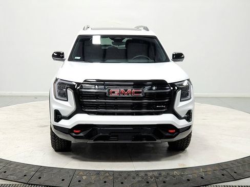 New 2026 GMC Terrain AT4 AWD/4WD image 2