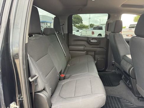 Used 2020 Chevrolet Silverado 1500 Custom w/ Custom Value Package RWD image 29