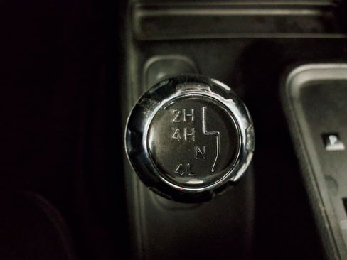 Used 2015 Jeep Wrangler Sport w/ Quick Order Package 24S AWD/4WD image 21