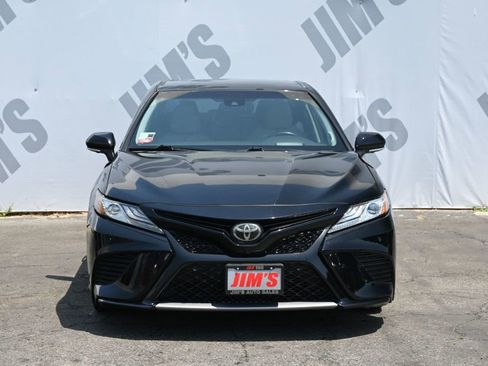 Used 2018 Toyota Camry XSE w/ Audio Package FWD image 2