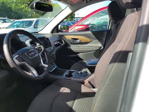 Used 2021 GMC Terrain SLE image 11