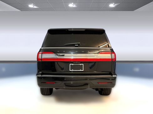 Used 2021 Lincoln Navigator Black Label AWD/4WD image 10