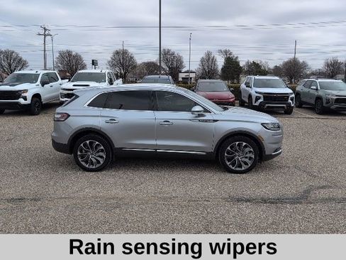 Used 2022 Lincoln Nautilus Reserve image 15