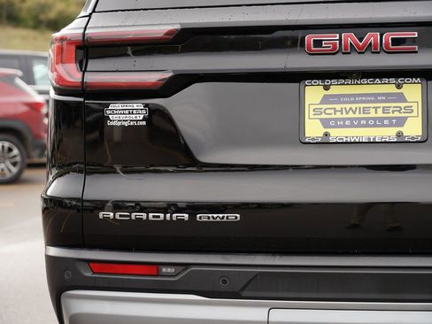 Used 2025 GMC Acadia Elevation image 10