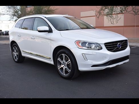 Used 2014 Volvo XC60 T6 image 2