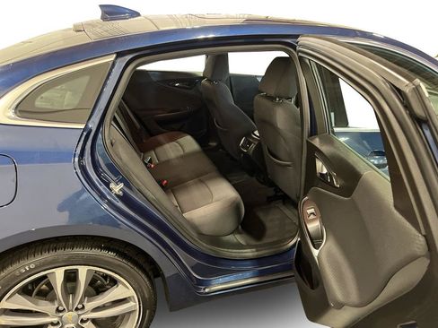 Used 2022 Chevrolet Malibu LT FWD image 18