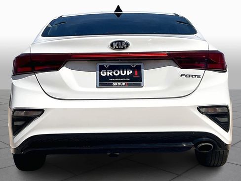 Used 2019 Kia Forte LXS image 5