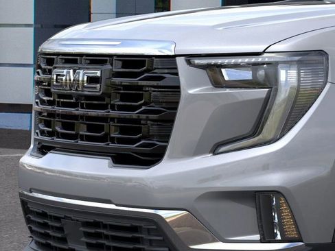 New 2026 GMC Acadia Elevation w/ Black Edition image 13