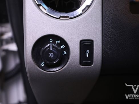 Used 2013 Ford F250 Lariat w/ Lariat Interior Pkg image 16