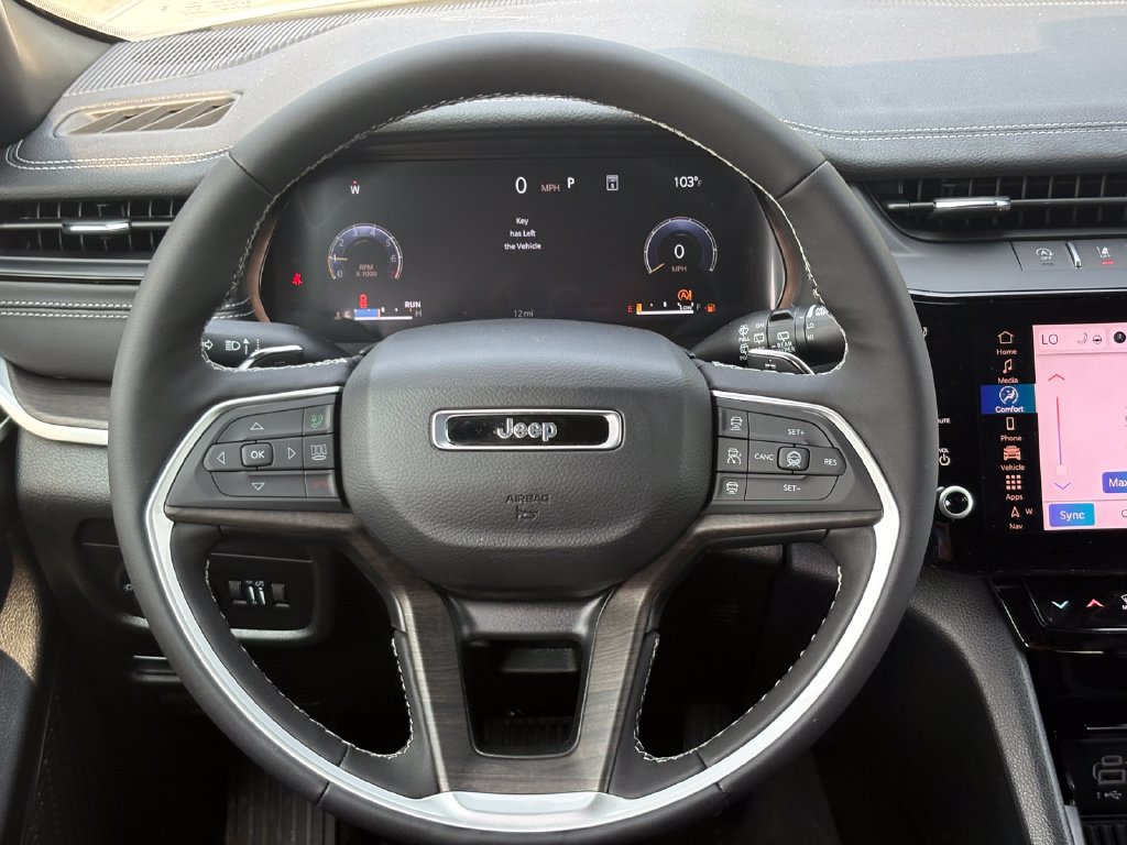 New 2026 Jeep Grand Cherokee 2WD image 34