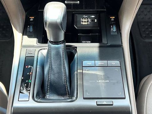 Used 2022 Lexus GX 460 Premium w/ Premium Package AWD/4WD image 36