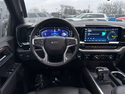 Used 2022 Chevrolet Silverado 1500 LT Trail Boss w/ LT Trail Boss Premium Package image 18