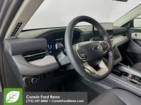 New 2026 Ford Explorer Active w/ Active Comfort Package AWD/4WD image 9