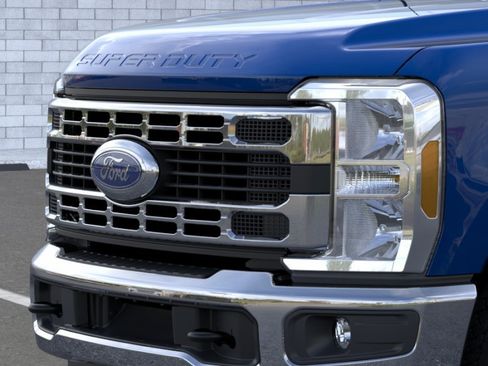 New 2026 Ford F250 XLT AWD/4WD image 17