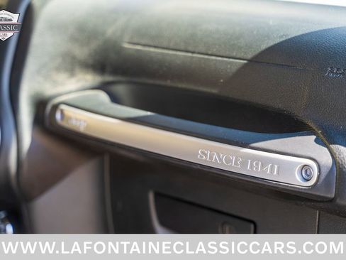 Used 2018 Jeep Wrangler Unlimited Sahara w/ Dual Top Group AWD/4WD image 48