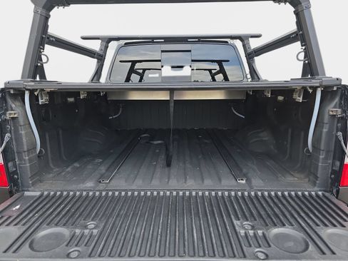 Used 2018 Nissan Titan Platinum Reserve w/ Platinum Utility Package AWD/4WD image 14