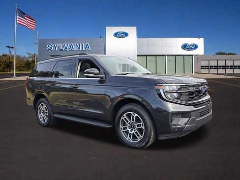 New 2026 Ford Expedition Active RWD image 1