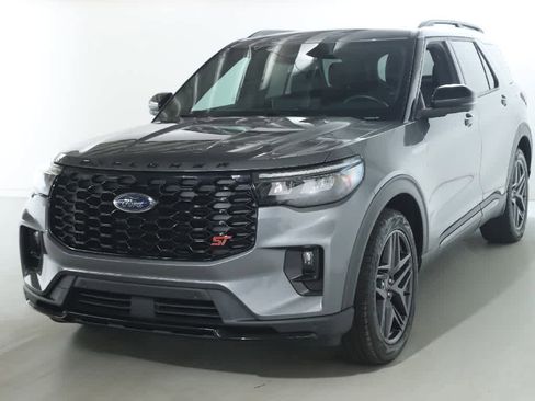 Used 2025 Ford Explorer ST w/ Sun And Sound Package AWD/4WD image 1