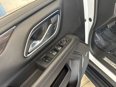 Used 2024 Chevrolet Tahoe LT AWD/4WD image 11