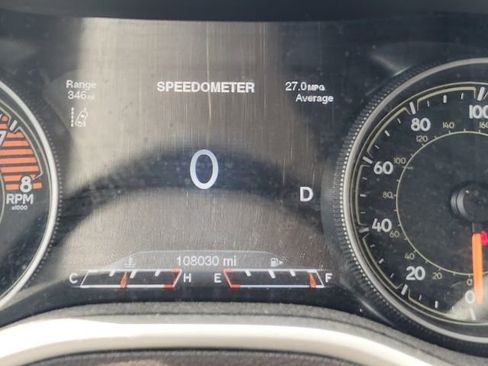 Used 2017 Jeep Cherokee Overland w/ Technology Group FWD image 31