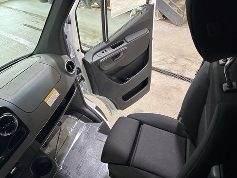 New 2026 Mercedes-Benz Sprinter 2500 image 21